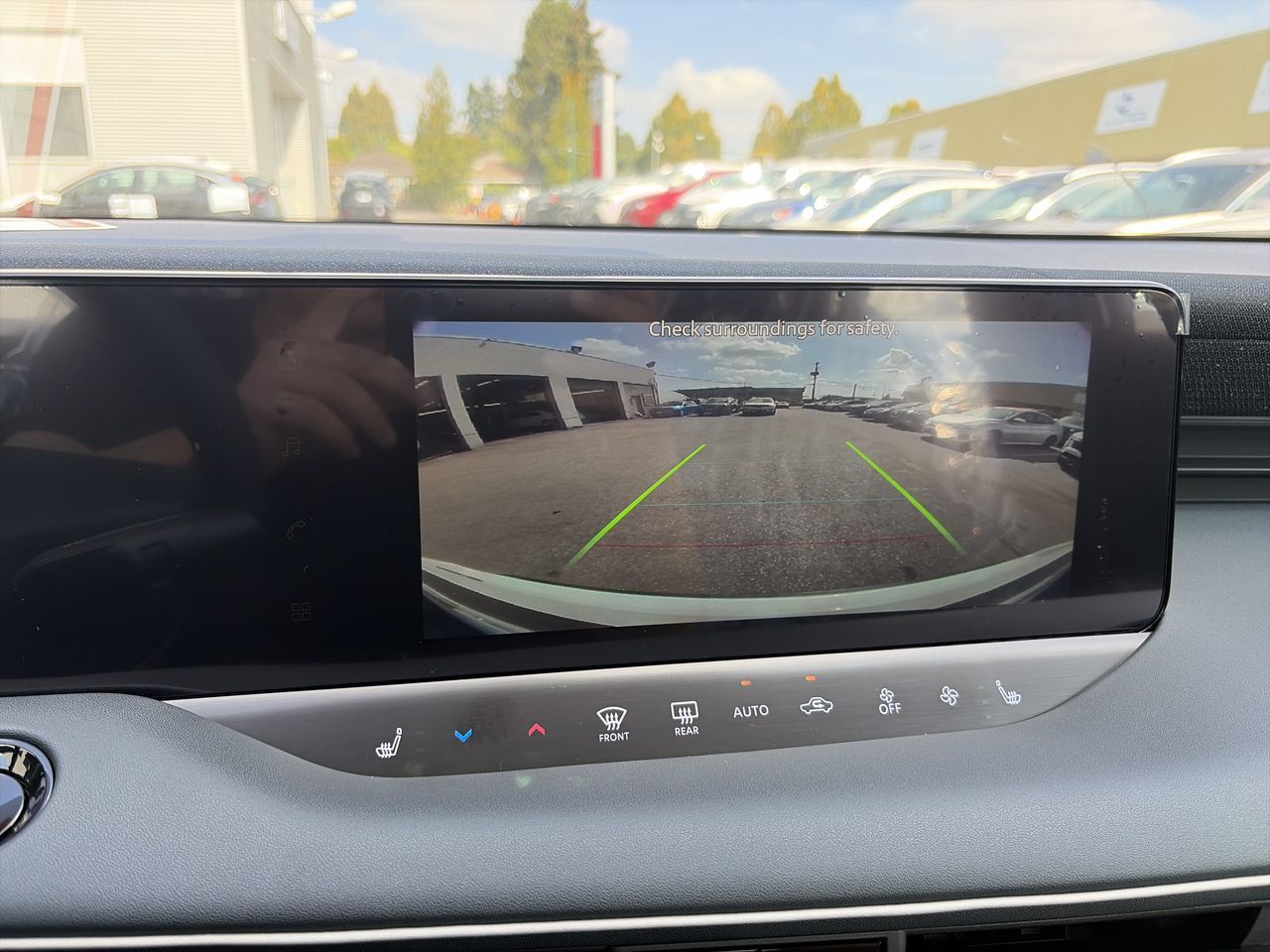 2027 Nissan LEAF