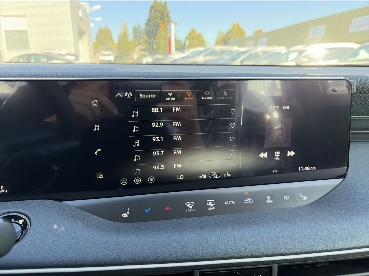 2027 Nissan LEAF