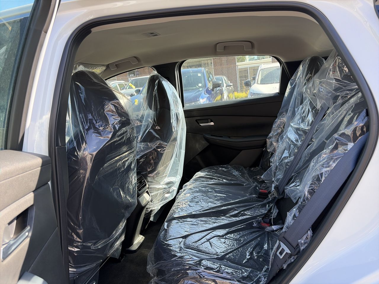 2027 Nissan LEAF