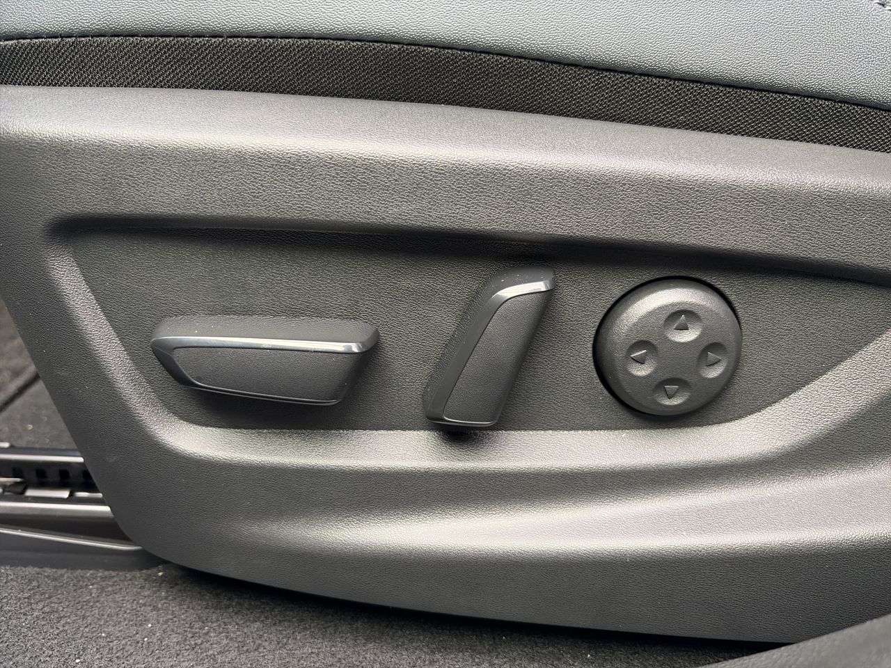 2027 Nissan LEAF