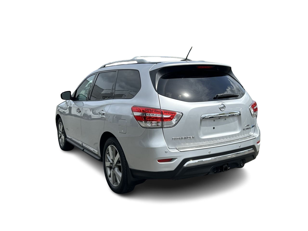 2014 Nissan PATHFINDER HYBRID in Vancouver, British Columbia
