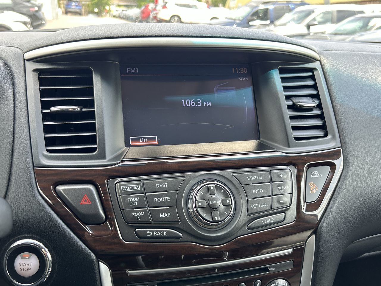 2014 Nissan PATHFINDER HYBRID in Vancouver, British Columbia