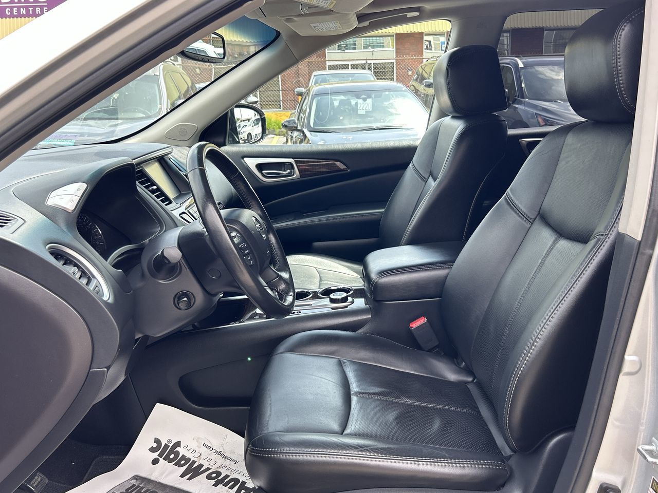 2014 Nissan PATHFINDER HYBRID in Vancouver, British Columbia