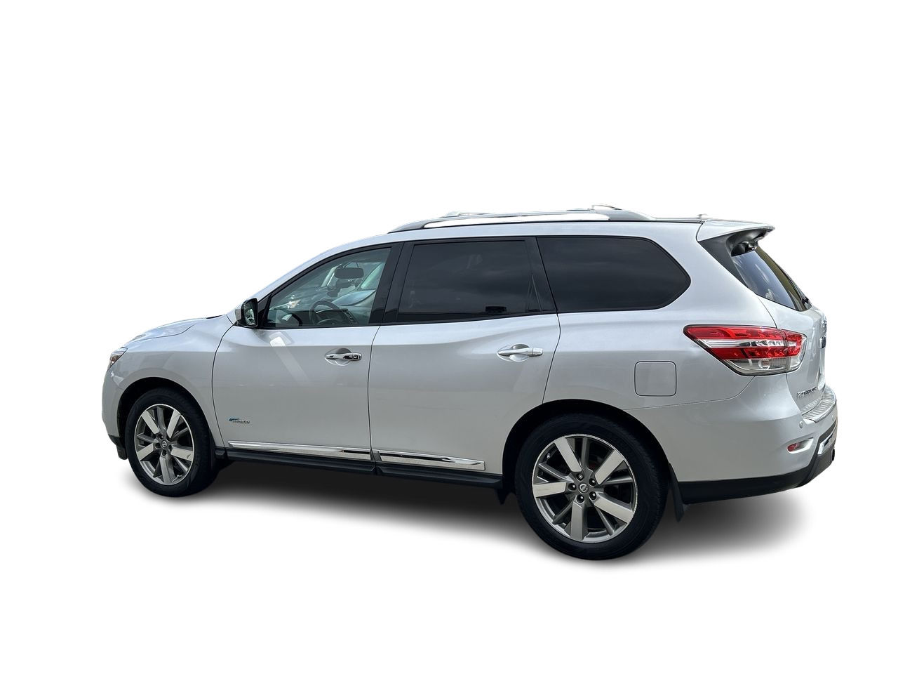 2014 Nissan PATHFINDER HYBRID in Vancouver, British Columbia