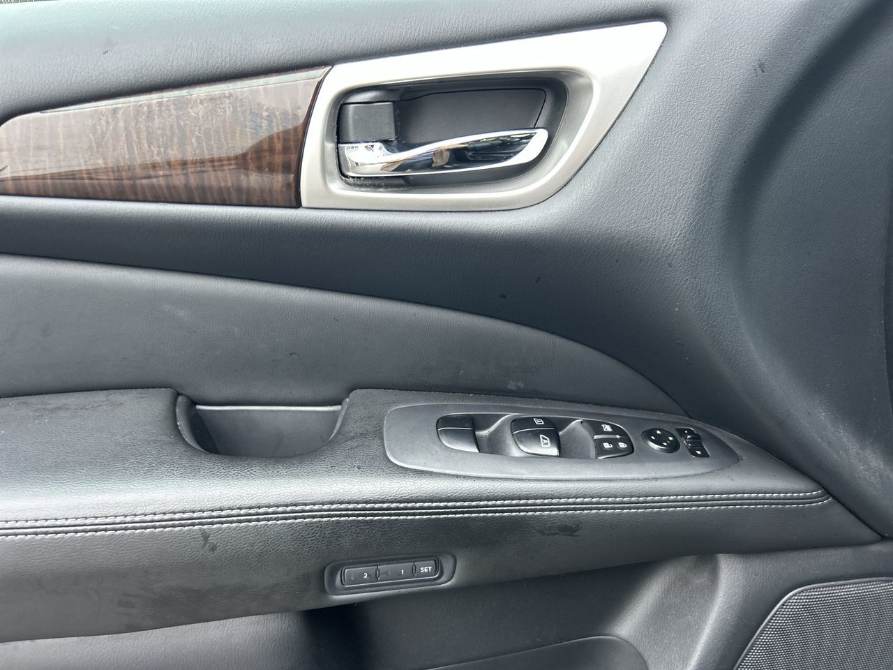 2014 Nissan Pathfinder in Vancouver, British Columbia