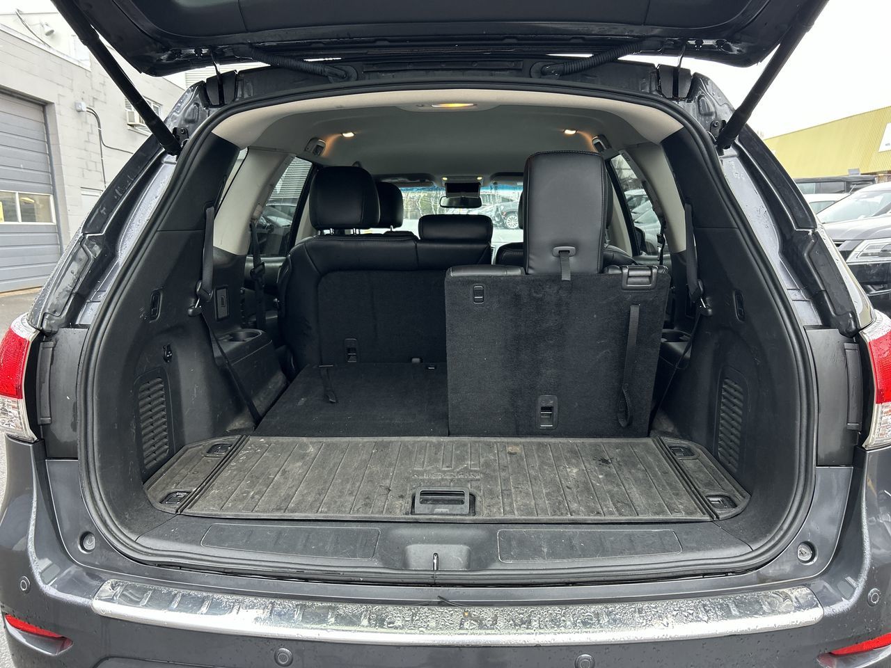 2014 Nissan Pathfinder in Vancouver, British Columbia