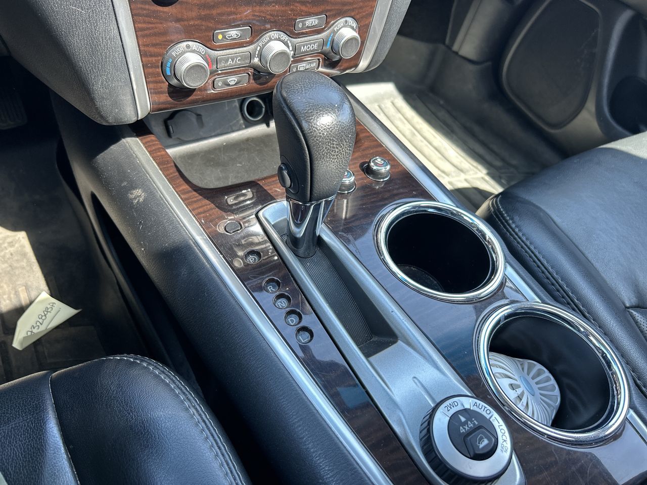 2015 Nissan Pathfinder in Vancouver, British Columbia