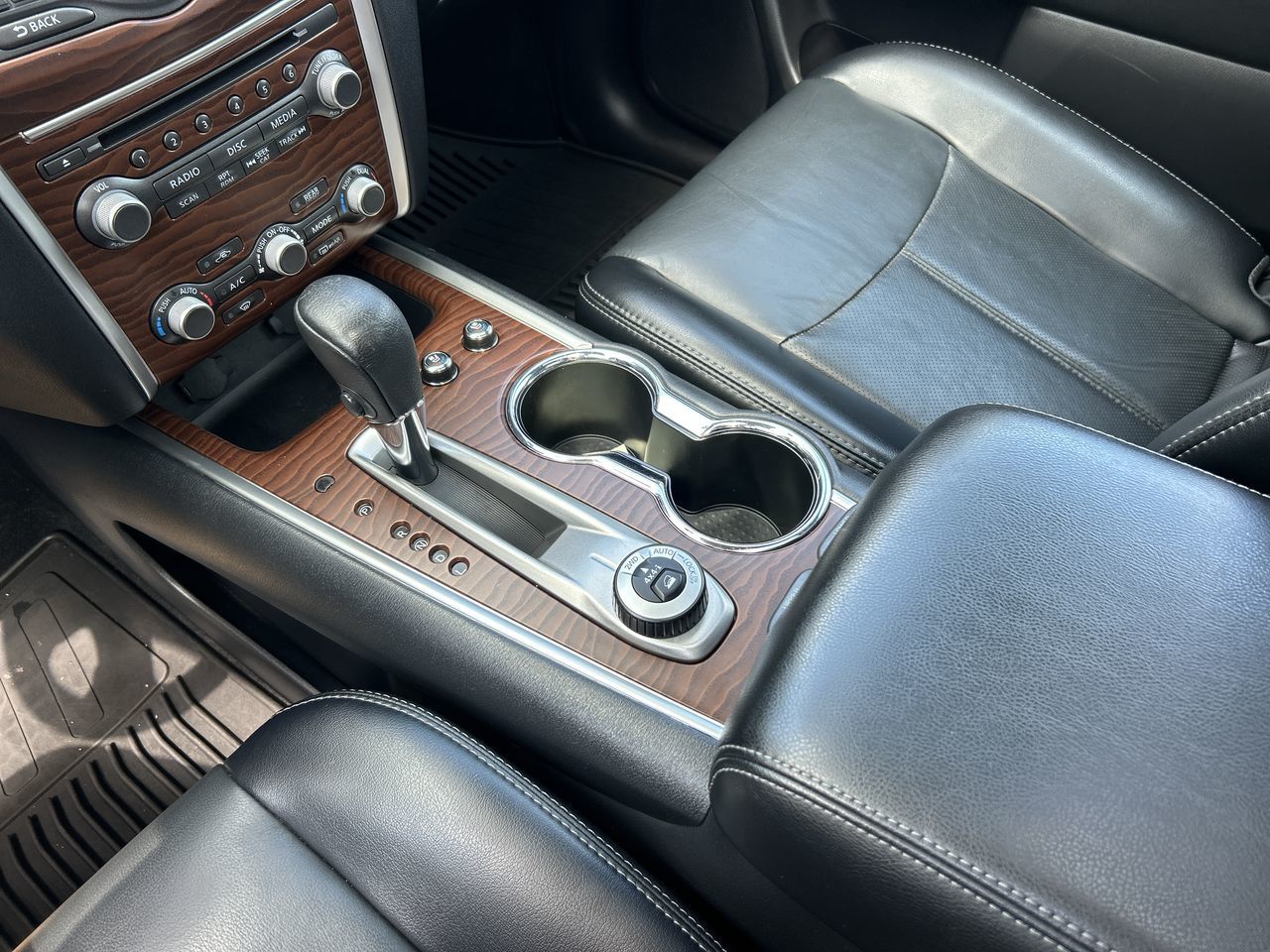 2017 Nissan Pathfinder in Vancouver, British Columbia