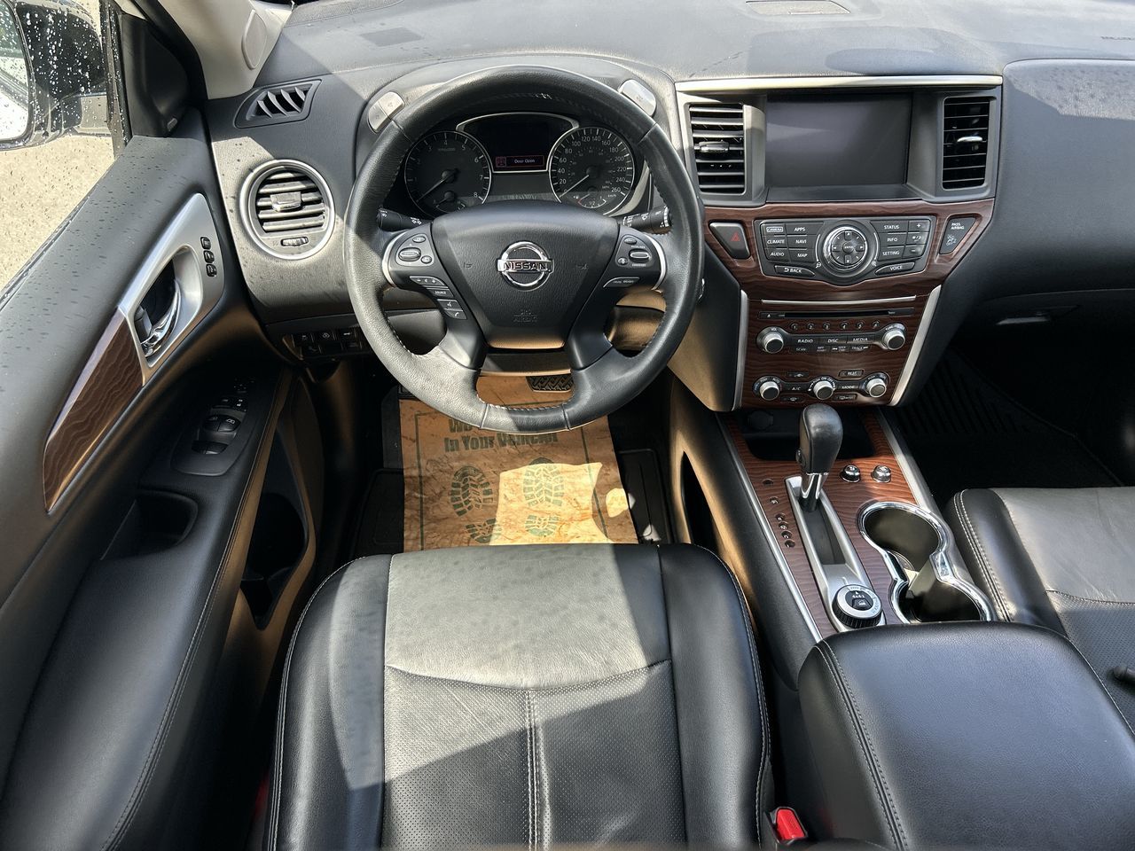 2017 Nissan Pathfinder in Vancouver, British Columbia