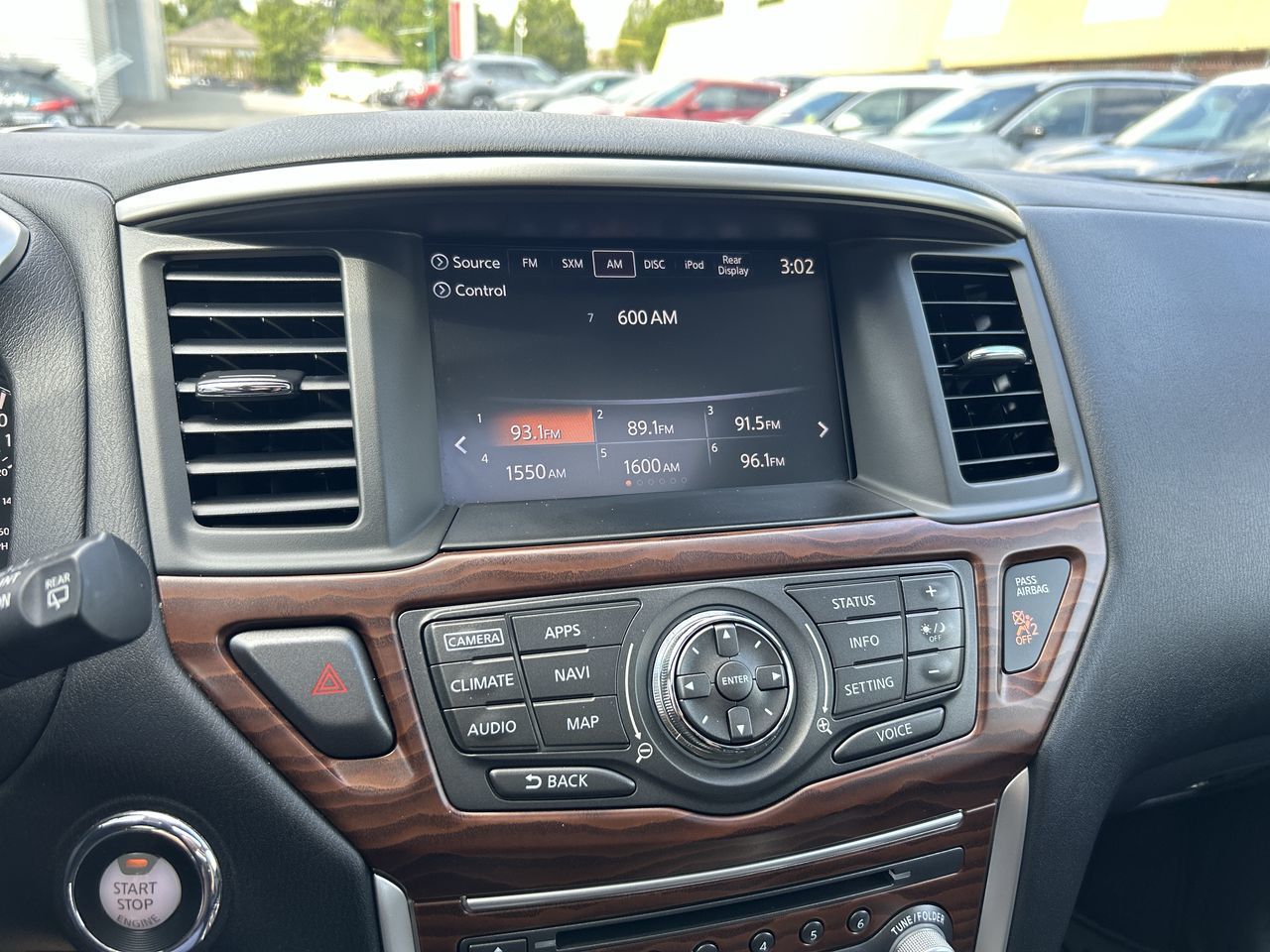 2017 Nissan Pathfinder in Vancouver, British Columbia