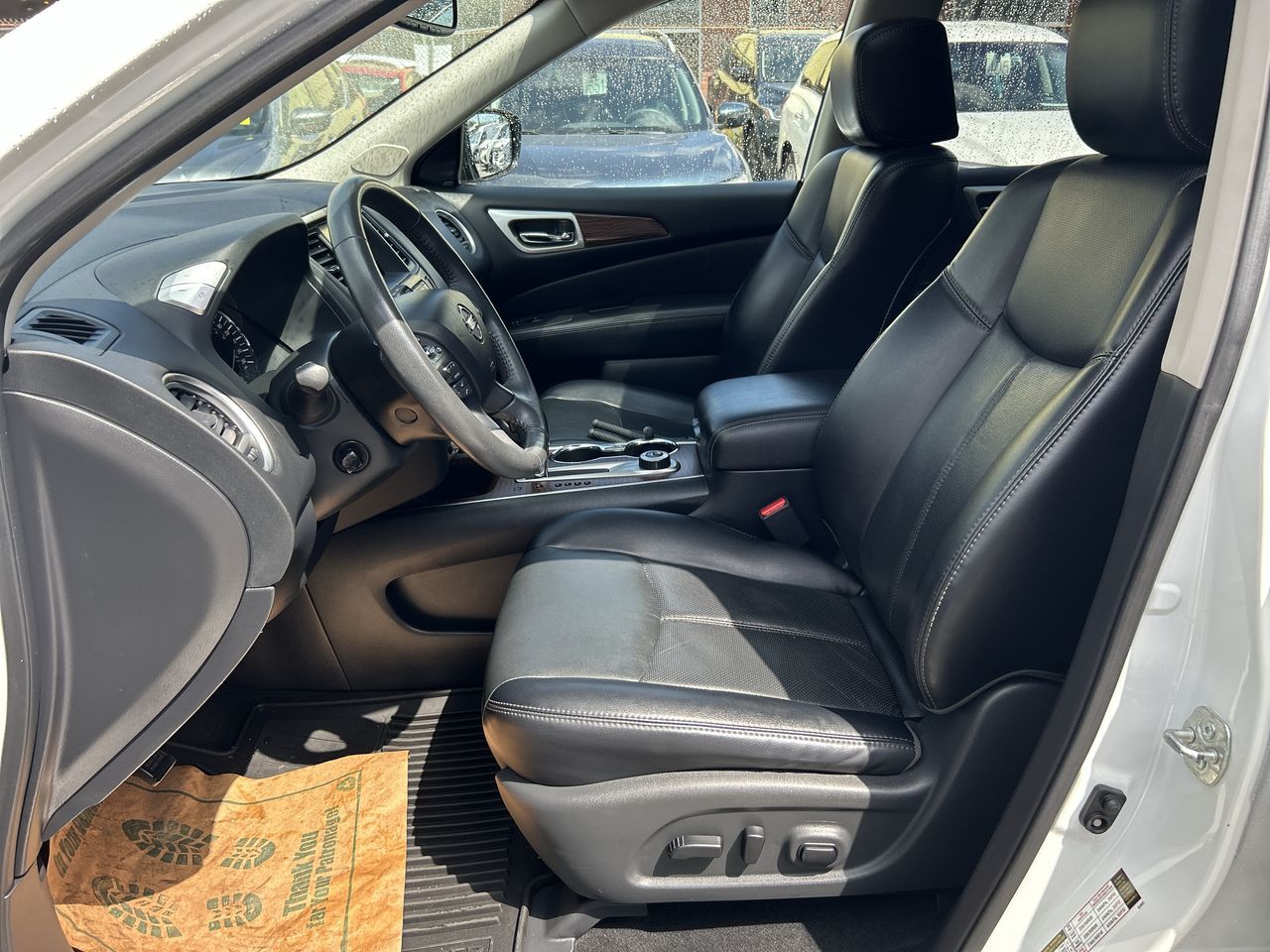 2017 Nissan Pathfinder in Vancouver, British Columbia