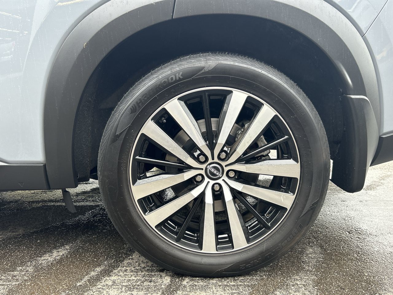 2023 Nissan Pathfinder in Vancouver, British Columbia
