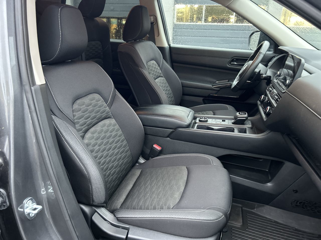 Nissan Pathfinder  2024 à Vancouver, Colombie-Britannique