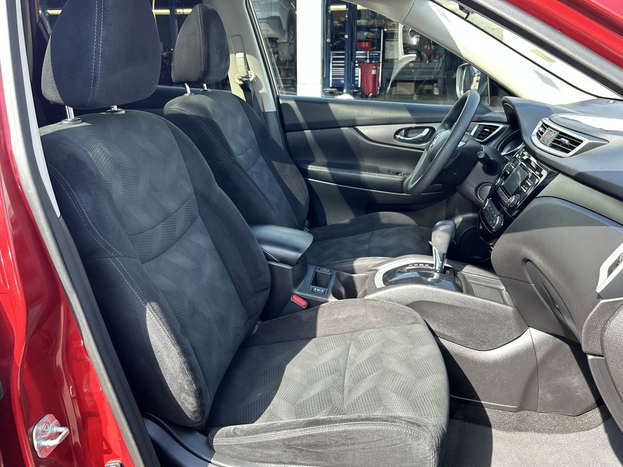 Nissan Rogue  2015 à Vancouver, Colombie-Britannique