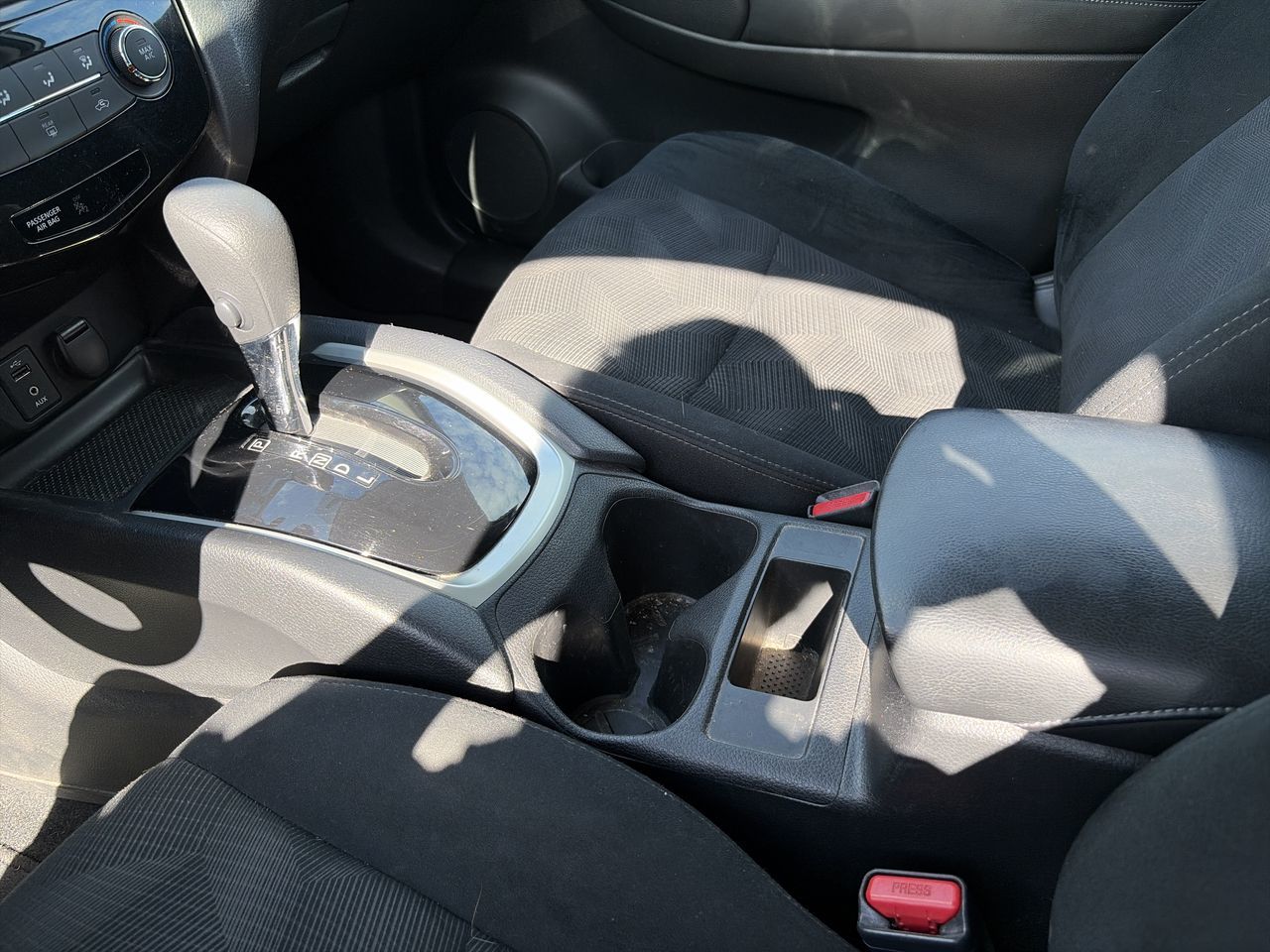 2016  Rogue