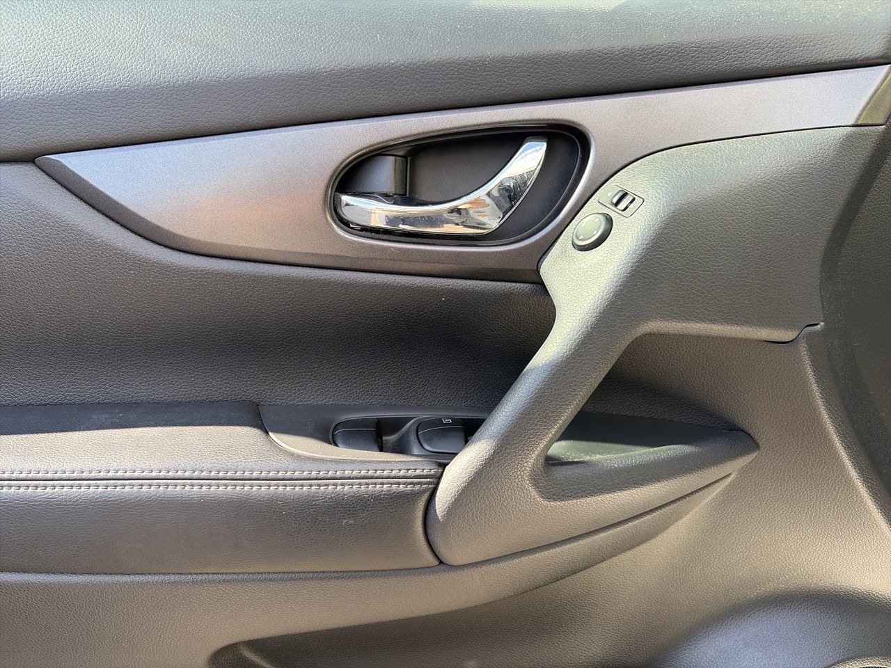 2016  Rogue