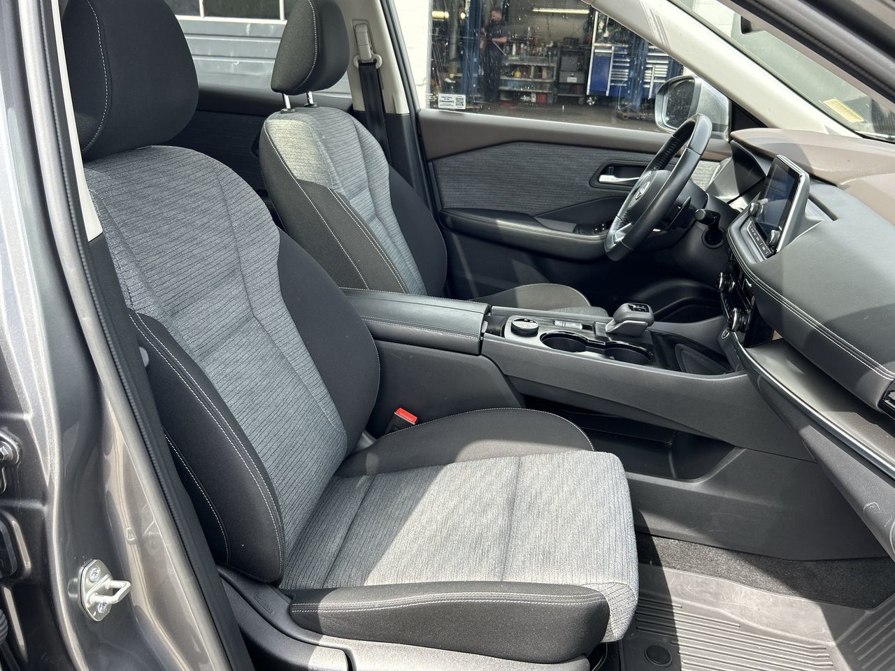 2022 Nissan Rogue in Vancouver, British Columbia