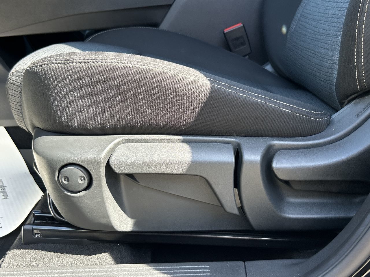 2022 Nissan Rogue in Vancouver, British Columbia