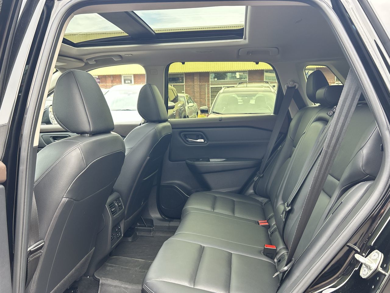 2023 Nissan Rogue in Vancouver, British Columbia