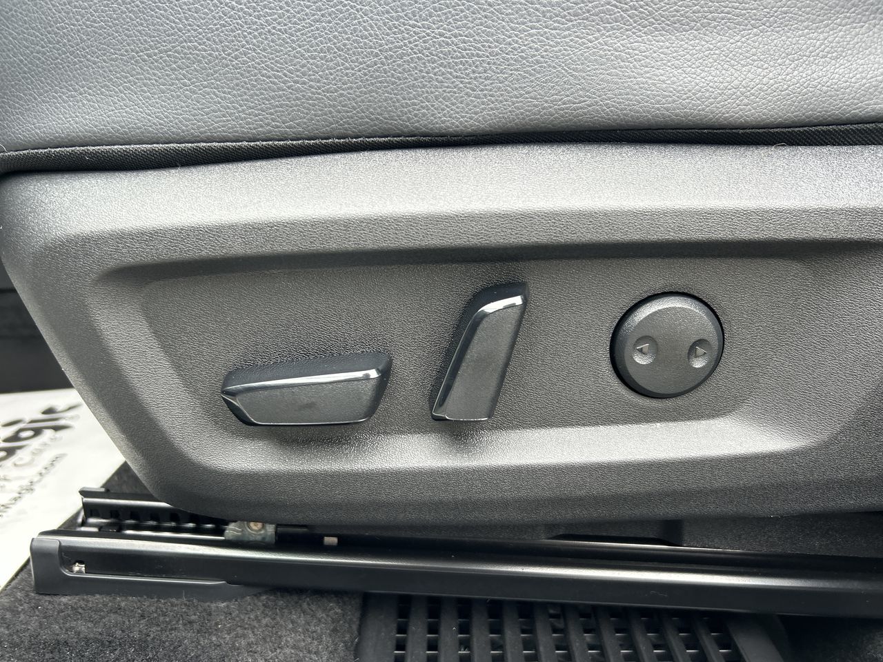 2023 Nissan Rogue in Vancouver, British Columbia