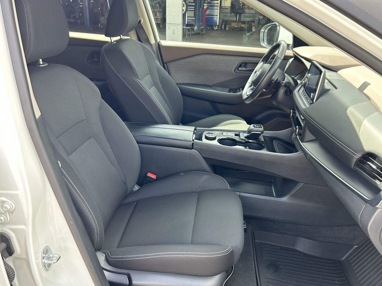 2023 Nissan Rogue in Vancouver, British Columbia