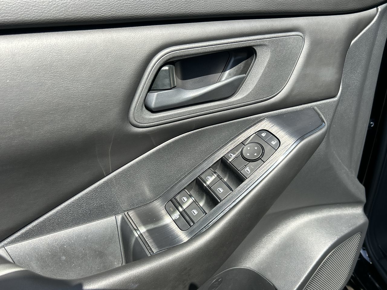 2024 Nissan Rogue in Vancouver, British Columbia