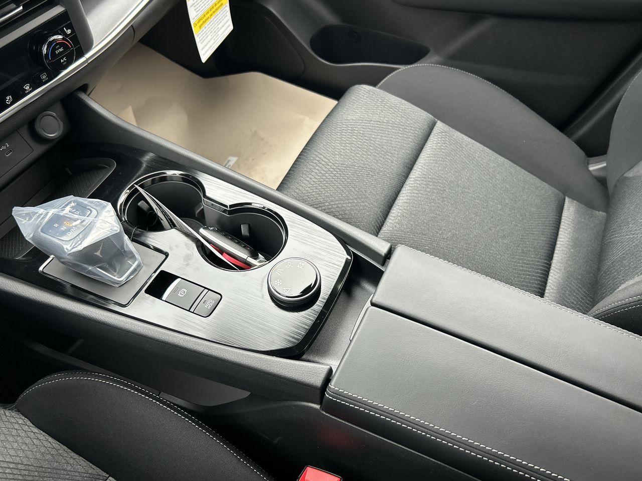 2025 Nissan Rogue in Vancouver, British Columbia