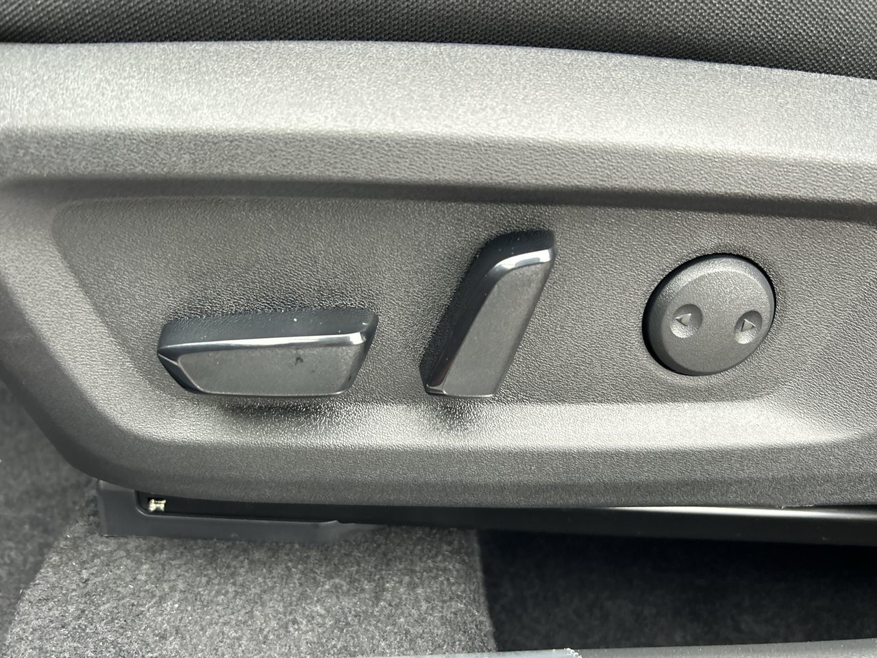2025 Nissan Rogue in Vancouver, British Columbia