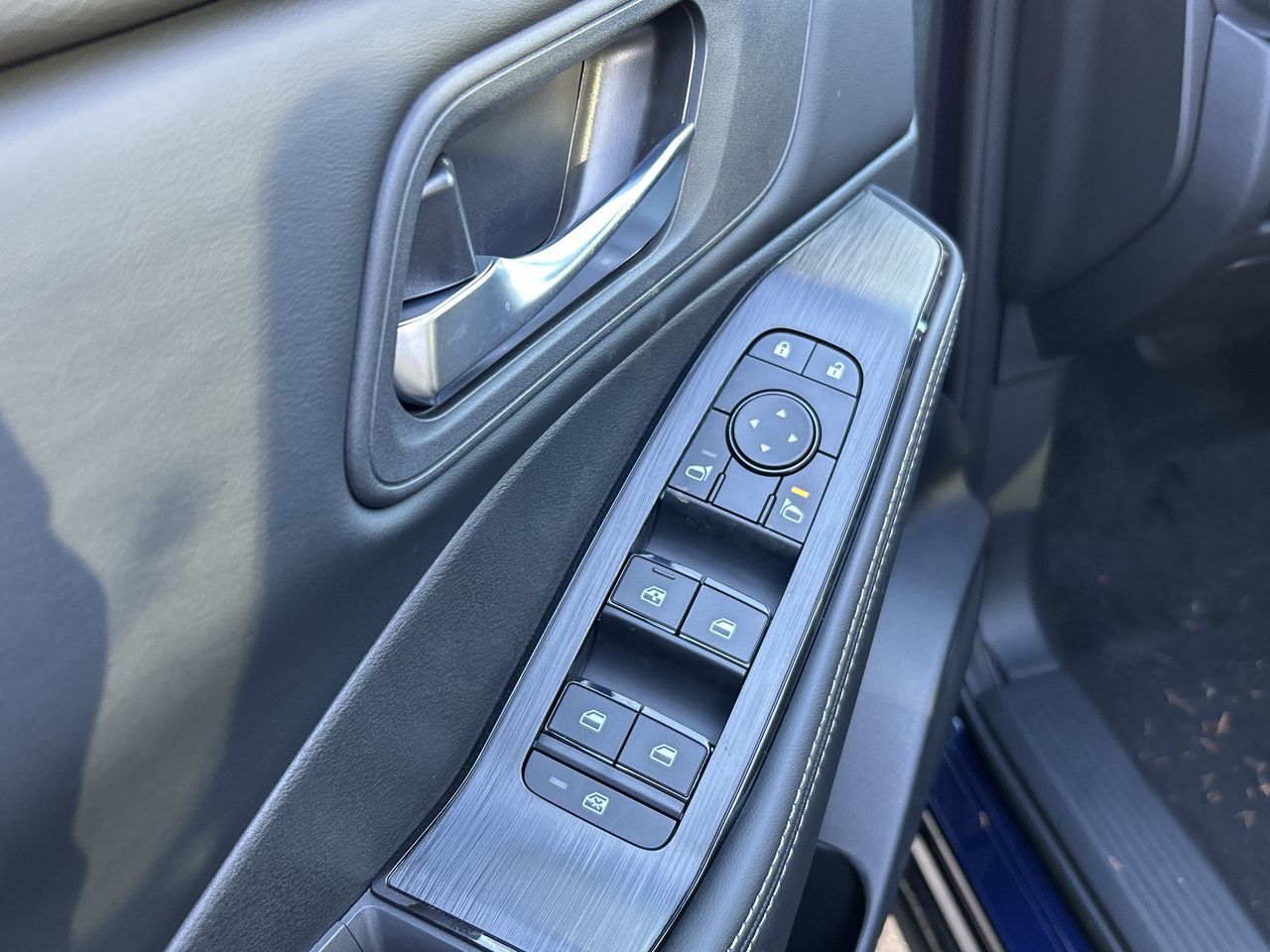 2025 Nissan Rogue in Vancouver, British Columbia