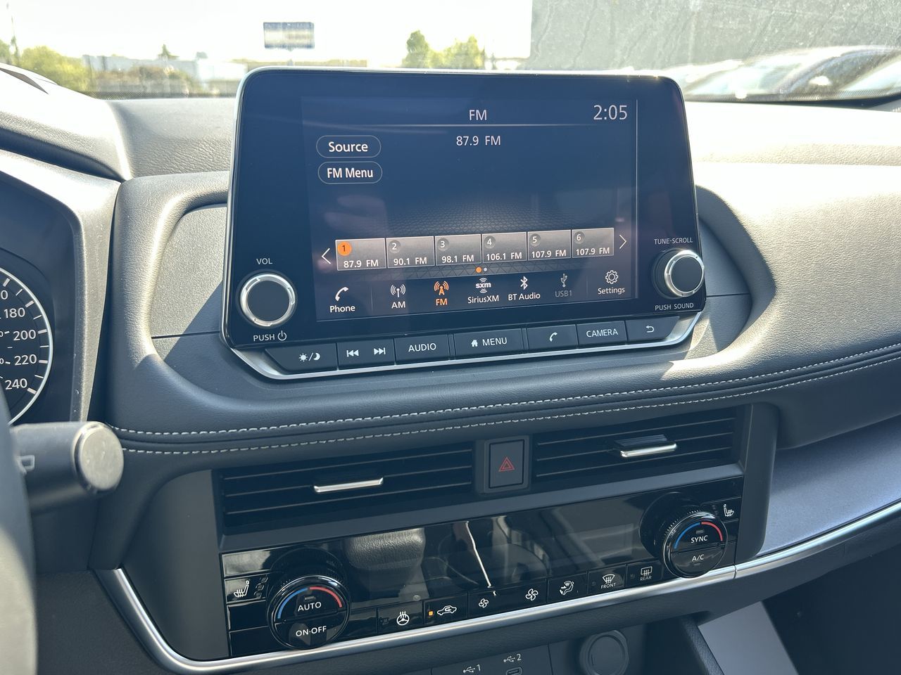 2025 Nissan Rogue in Vancouver, British Columbia