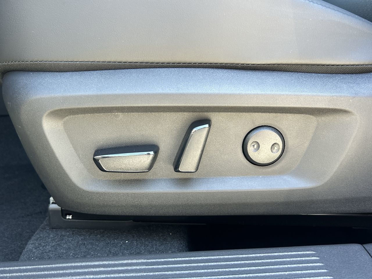 2025 Nissan Rogue in Vancouver, British Columbia