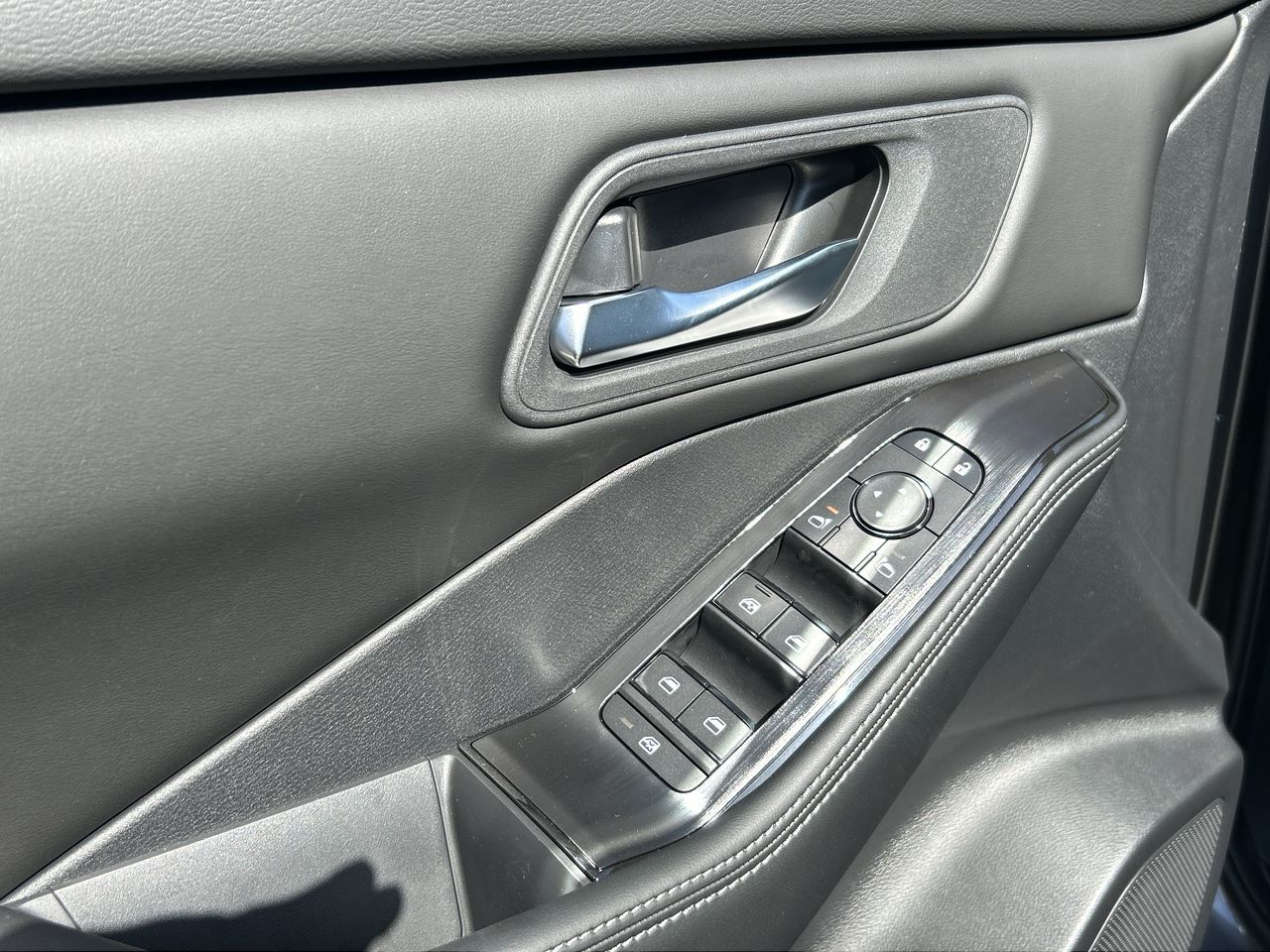 2025 Nissan Rogue in Vancouver, British Columbia