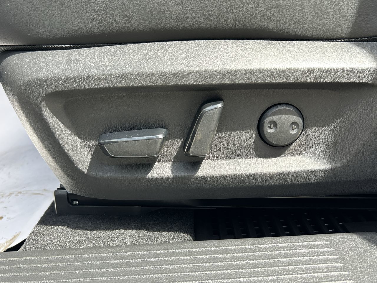 2025 Nissan Rogue in Vancouver, British Columbia