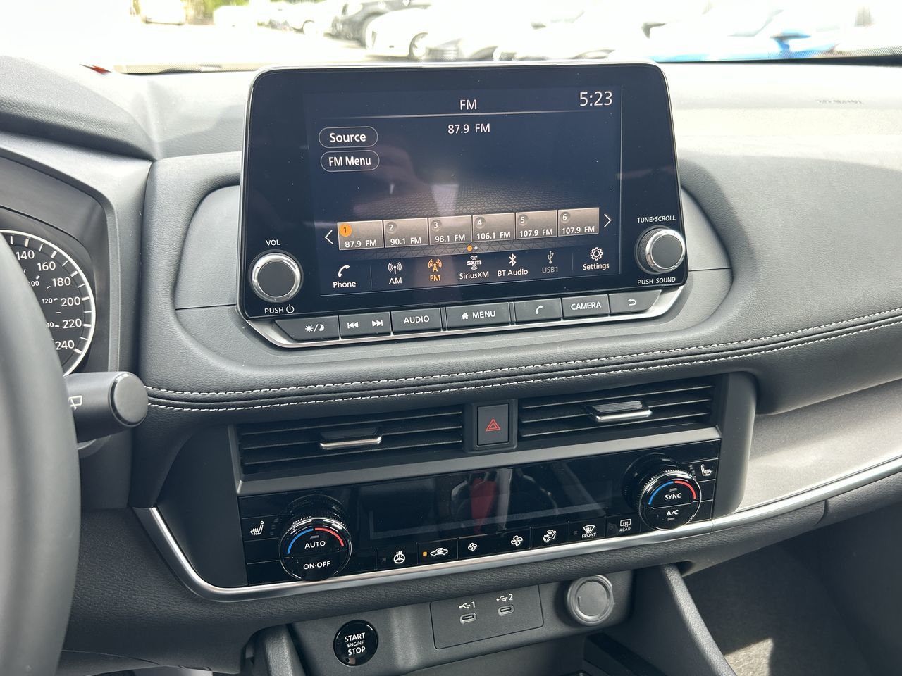 2025 Nissan Rogue in Vancouver, British Columbia