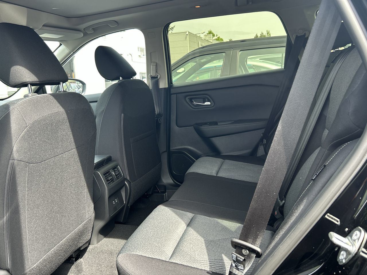2025 Nissan Rogue in Vancouver, British Columbia