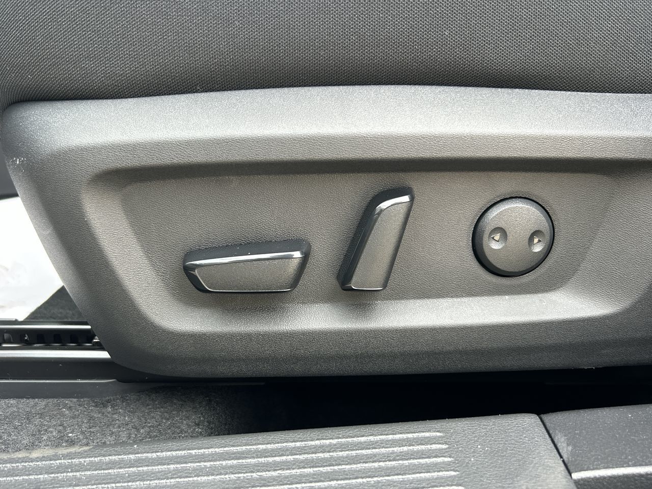 2025 Nissan Rogue in Vancouver, British Columbia