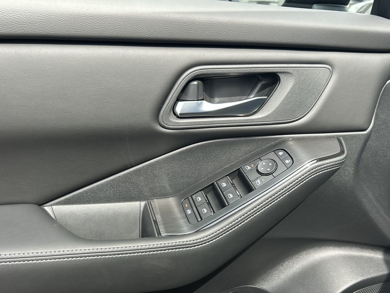 2025 Nissan Rogue in Vancouver, British Columbia