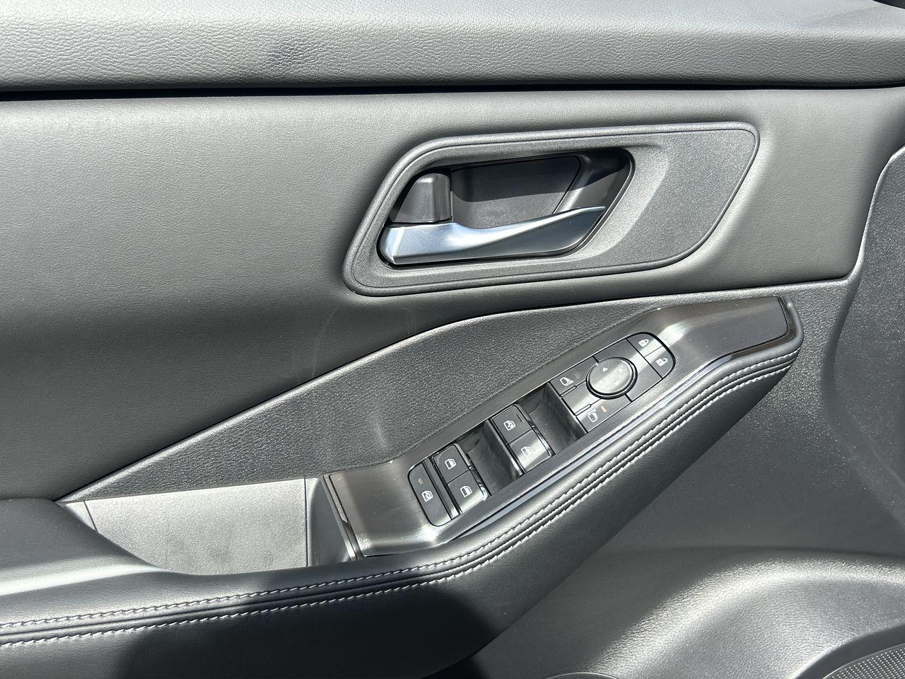 2025 Nissan Rogue in Vancouver, British Columbia