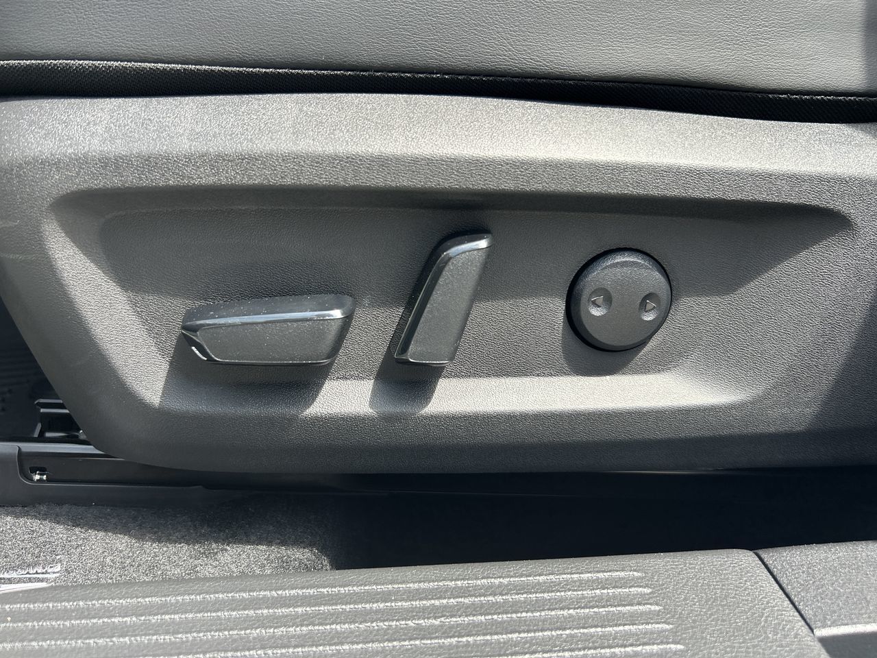 2025 Nissan Rogue in Vancouver, British Columbia
