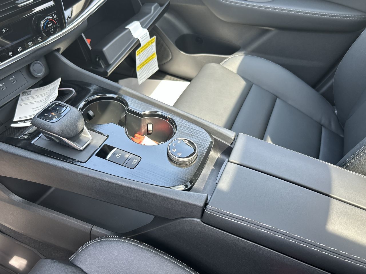 2025 Nissan Rogue in Vancouver, British Columbia
