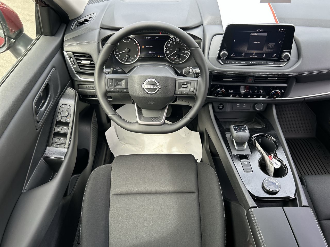 2025 Nissan Rogue in Vancouver, British Columbia