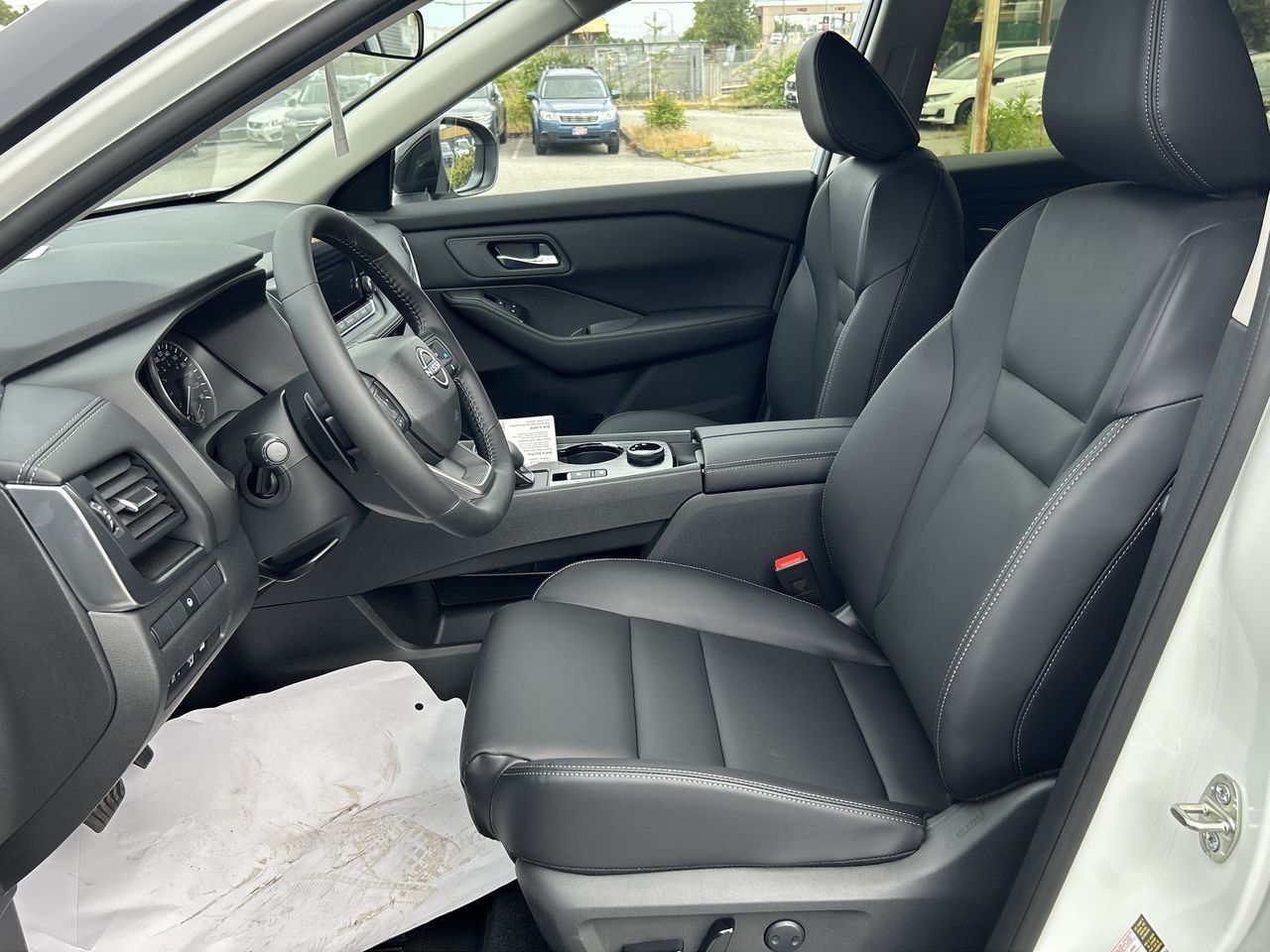 2025 Nissan Rogue in Vancouver, British Columbia