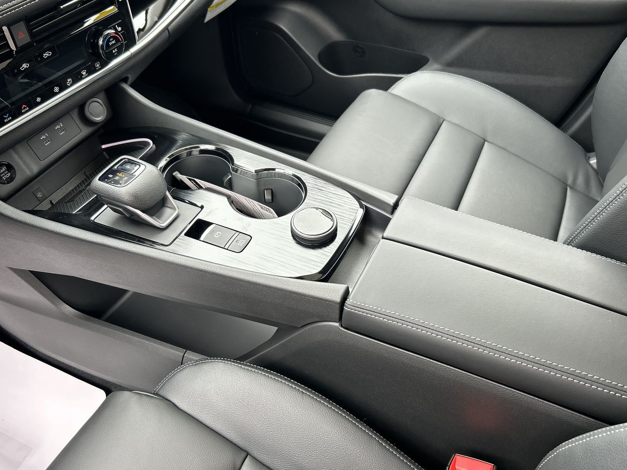 2025 Nissan Rogue in Vancouver, British Columbia