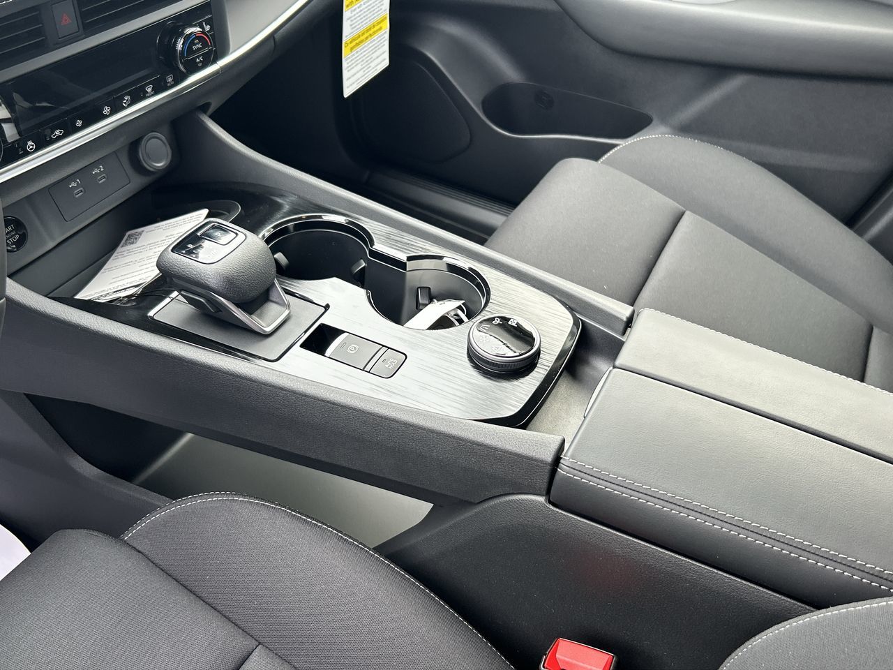 2025 Nissan Rogue in Vancouver, British Columbia