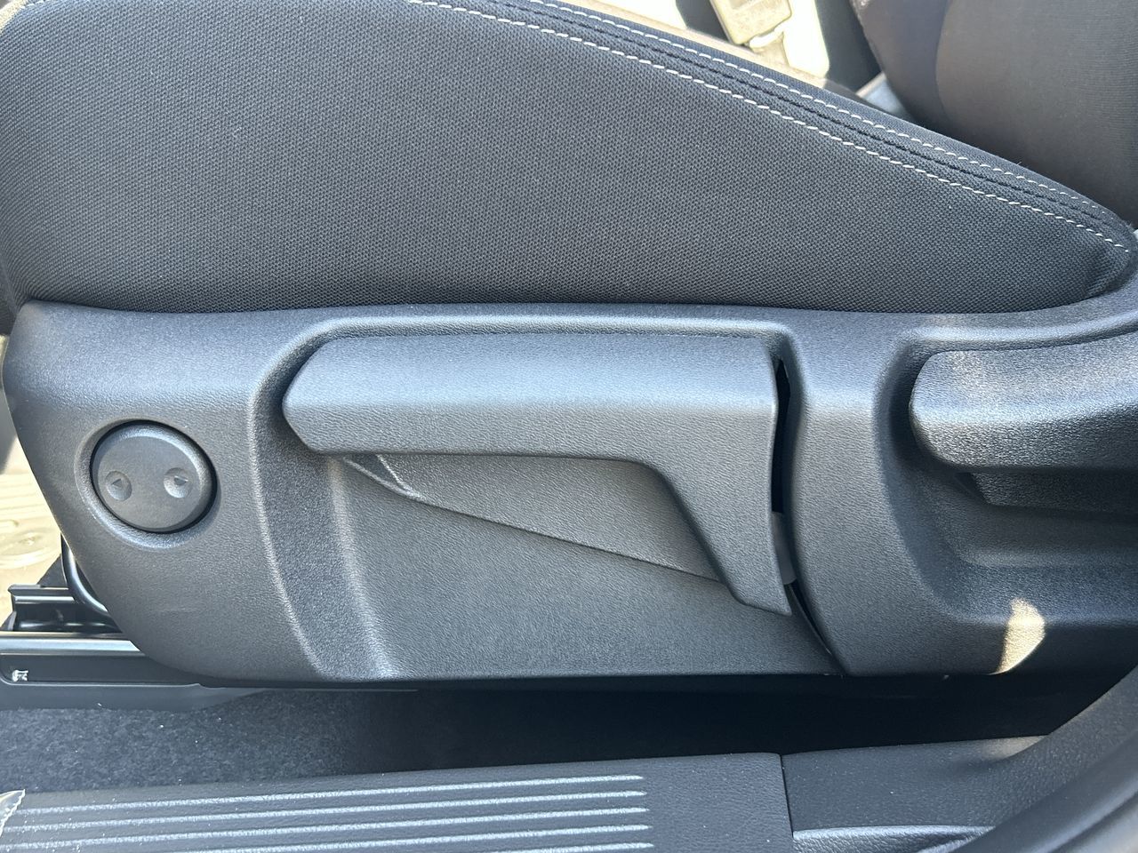 2025 Nissan Rogue in Vancouver, British Columbia