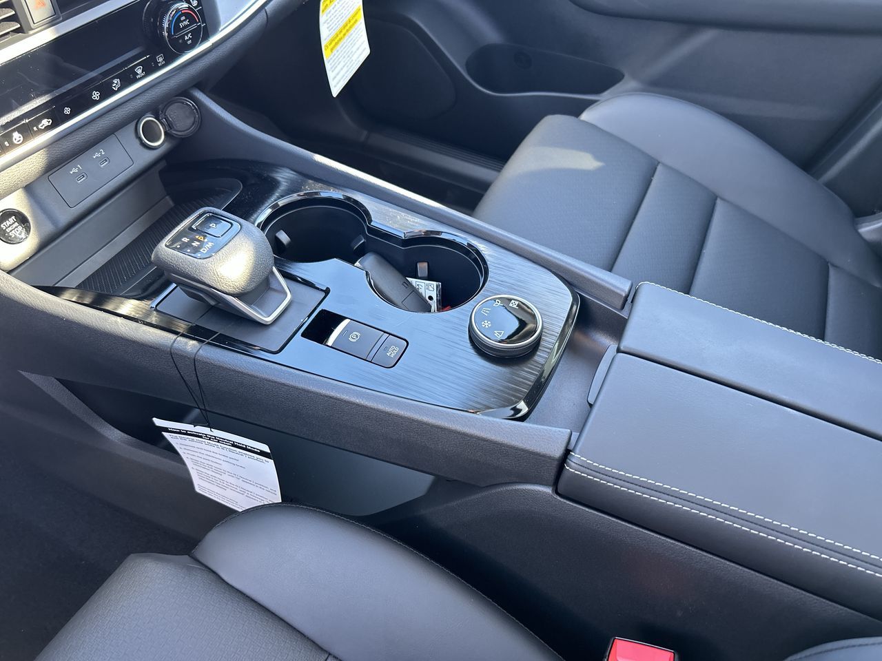 2025 Nissan Rogue in Vancouver, British Columbia