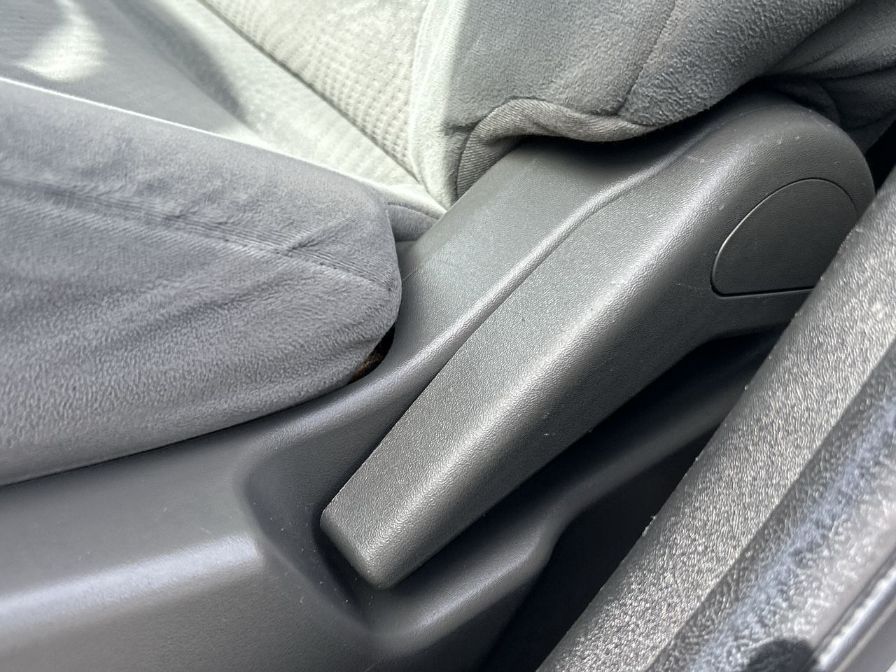 2012 Nissan Sentra in Vancouver, British Columbia