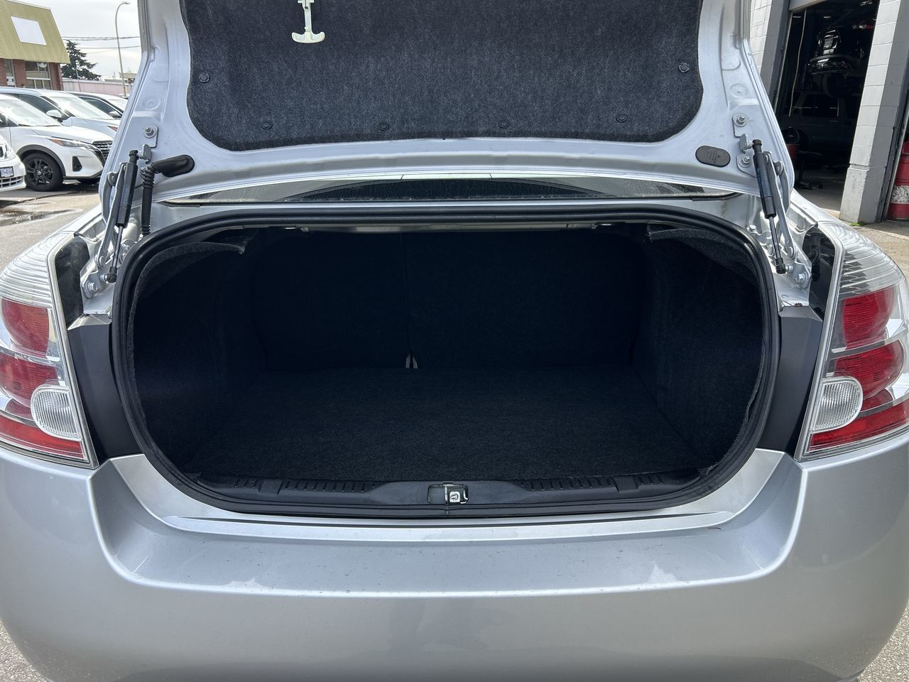 2012 Nissan Sentra in Vancouver, British Columbia