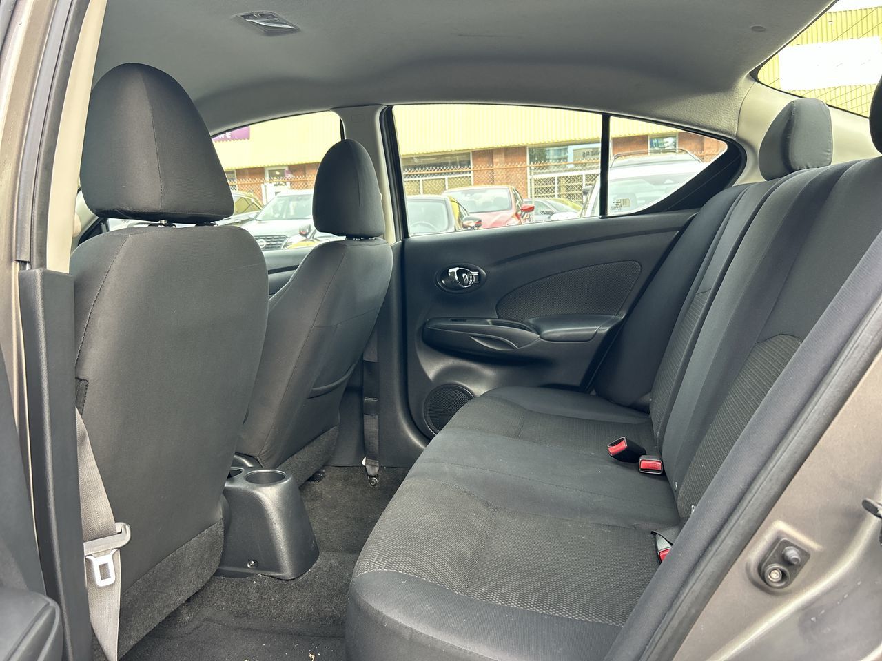 Nissan Versa  2013 à Vancouver, Colombie-Britannique