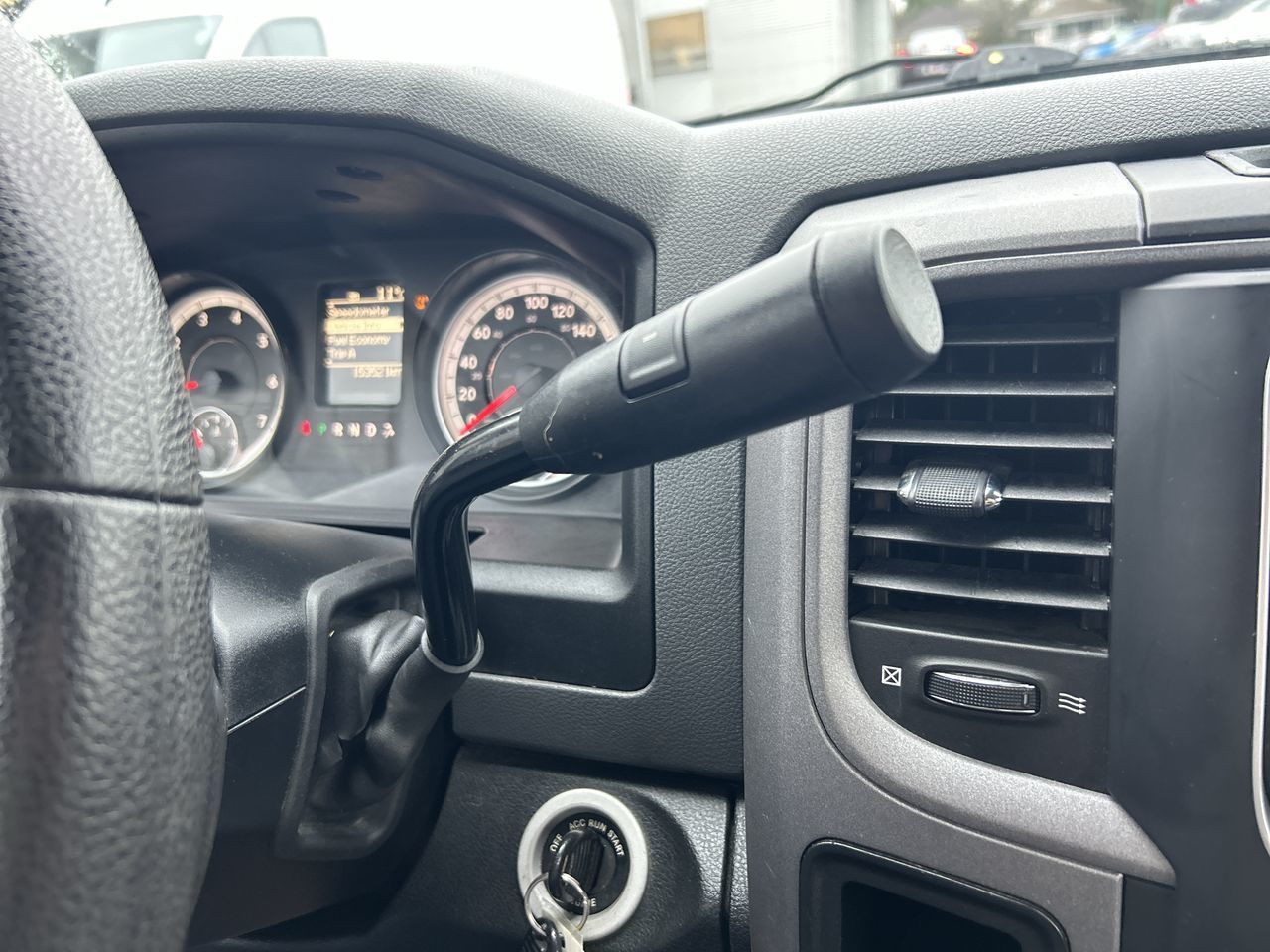 2014  1500 Reg Cab 4x2